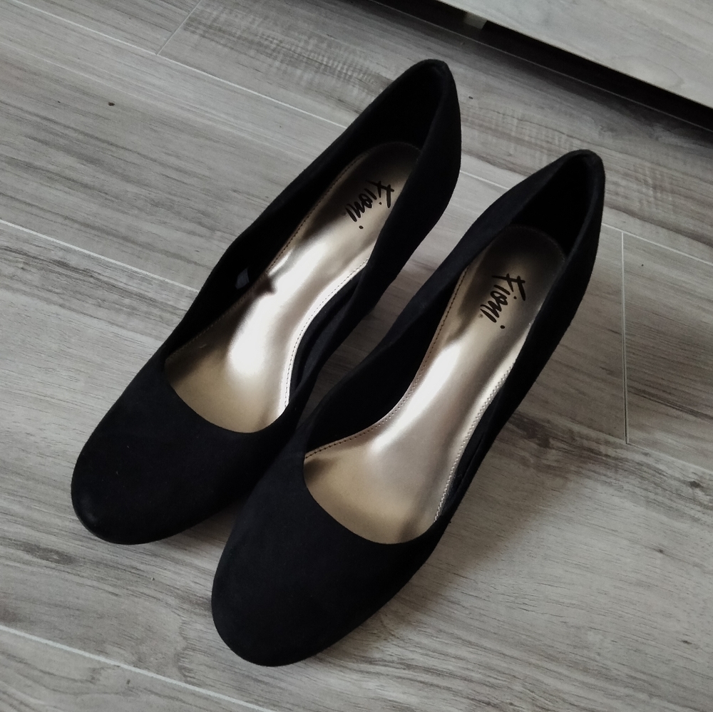 Fioni Black Heels